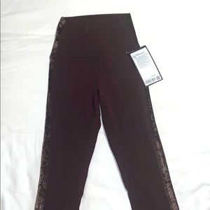 Lululemon Special Edition Crop size 4